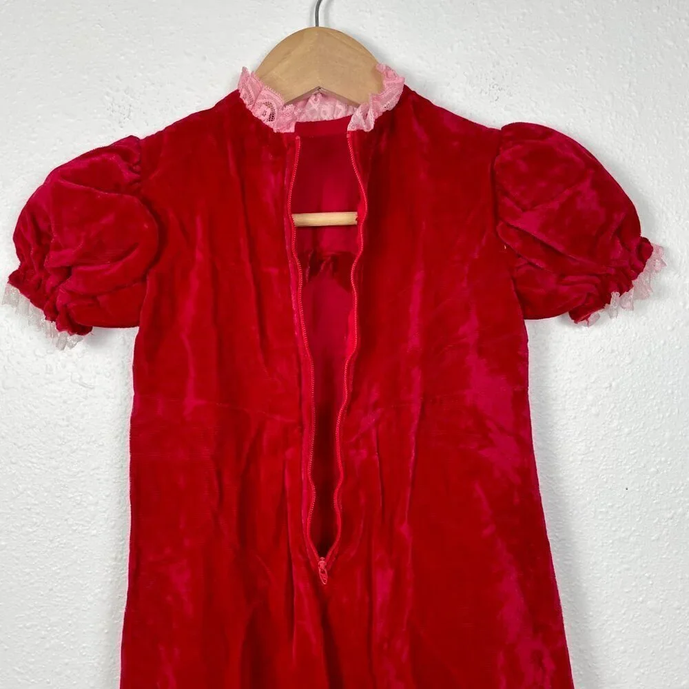 Vintage Little Girls Long Maxi Length Velvet Christmas Dress w. Bubble sleeves 6